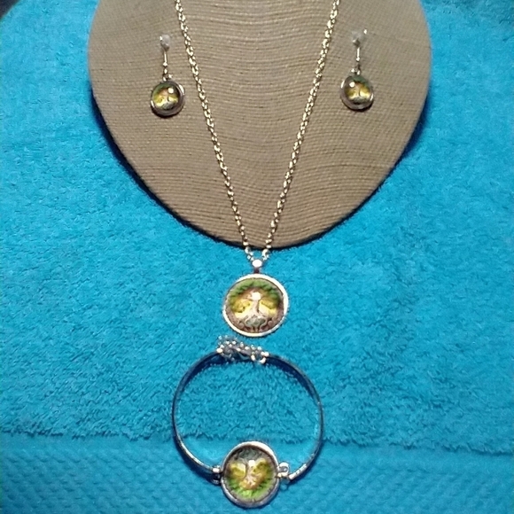 Silvertone green tree of life necklace bracelet earrings set - Picture 4 of 4